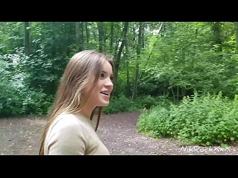 ❤️ Evelina'ya halka açık bir yerde sevişmemizi önerdim! O evet dedi. Sonra onu kıçından becerdim ve ağzına cum. Sonra kendine kızdı. Porno bizde ❌❤