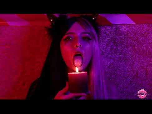 ❤️ Tutkulu oral seks gelen seksi succubus ile ağız yerine getirme Porno bizde ❌❤